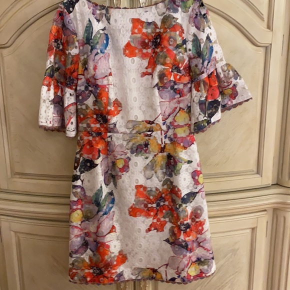 New Trina Turk floral dress size 4 - Picture 5 of 8